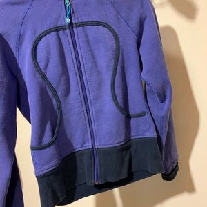 Lululemon scuba hoodie size 8